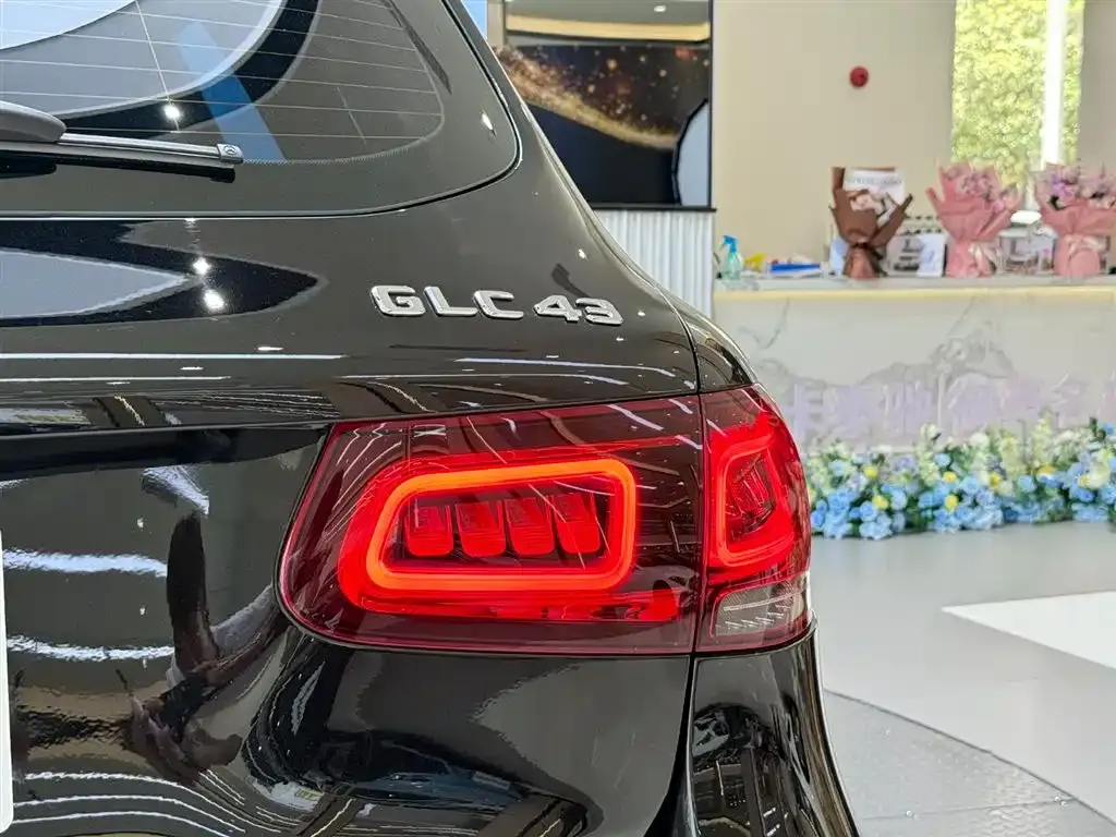 Mercedes-Benz GLC AMG 2022 AMG GLC 43 4MATIC фото 10