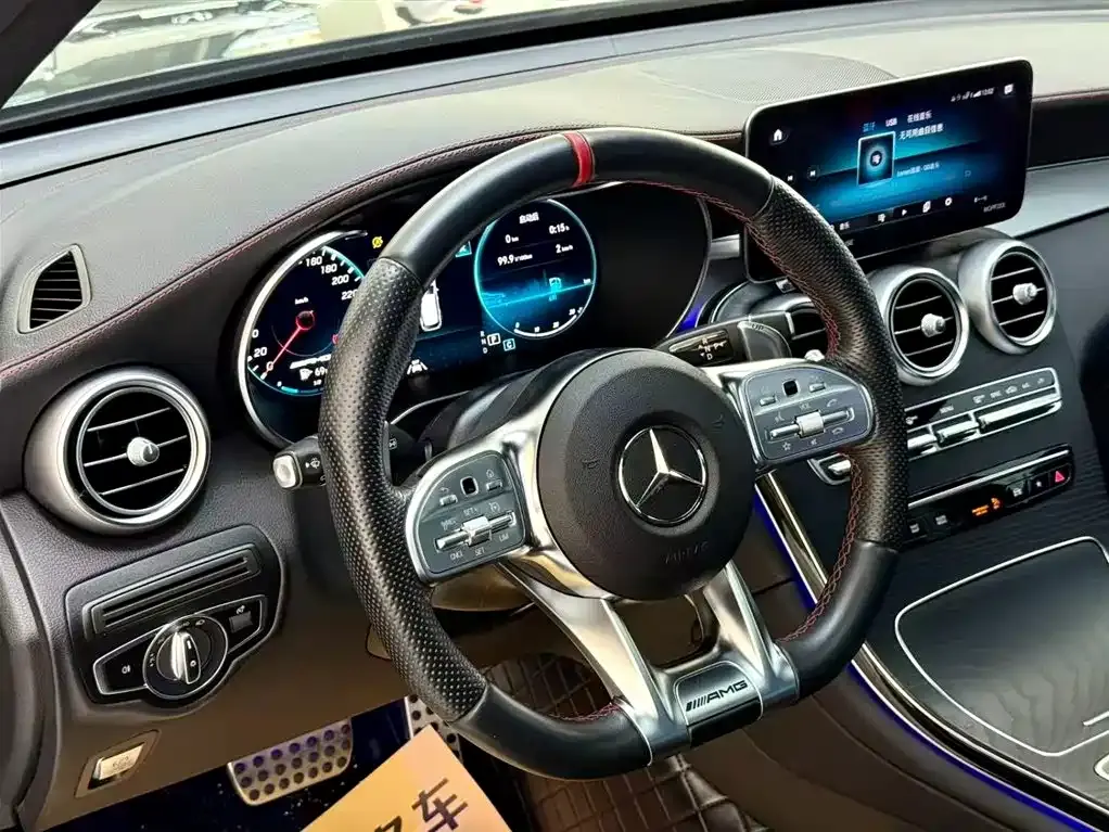 Mercedes-Benz GLC AMG 2022 AMG GLC 43 4MATIC фото 16