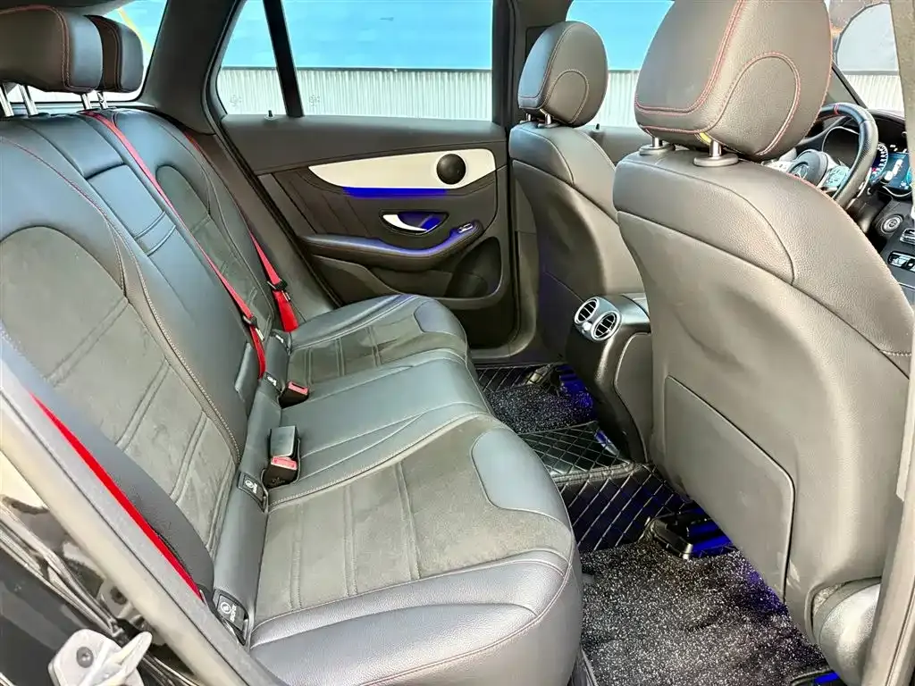 Mercedes-Benz GLC AMG 2022 AMG GLC 43 4MATIC фото 24