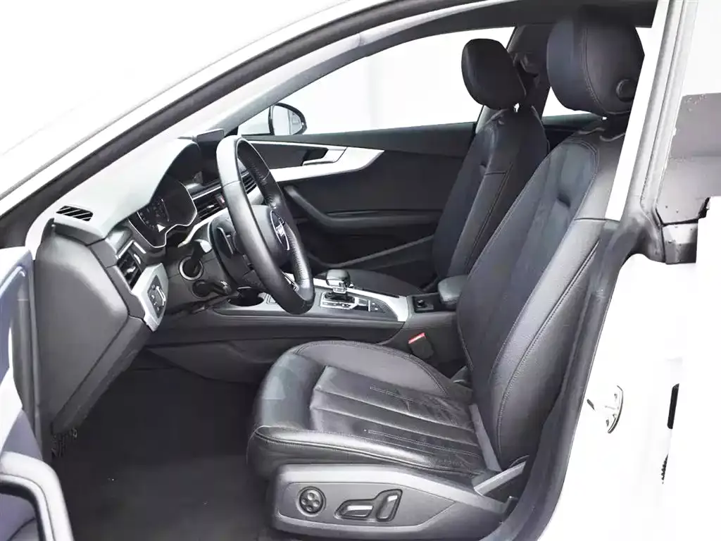 Audi A5 (Import) 2017 Sportback 40 TFSI Fashion фото 9