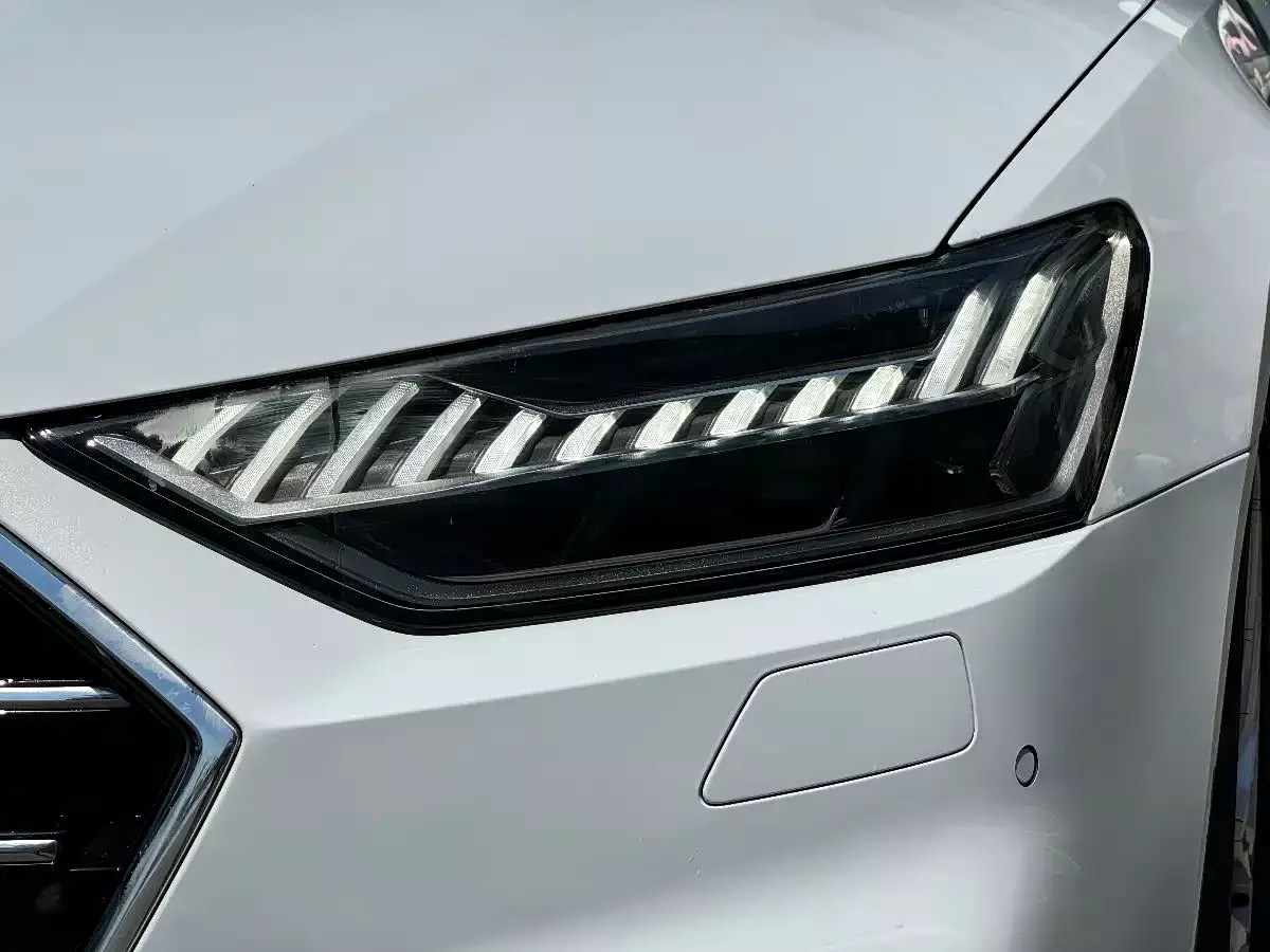 Audi A7L 2022 45 TFSI S-line Dream Builder Edition фото 8