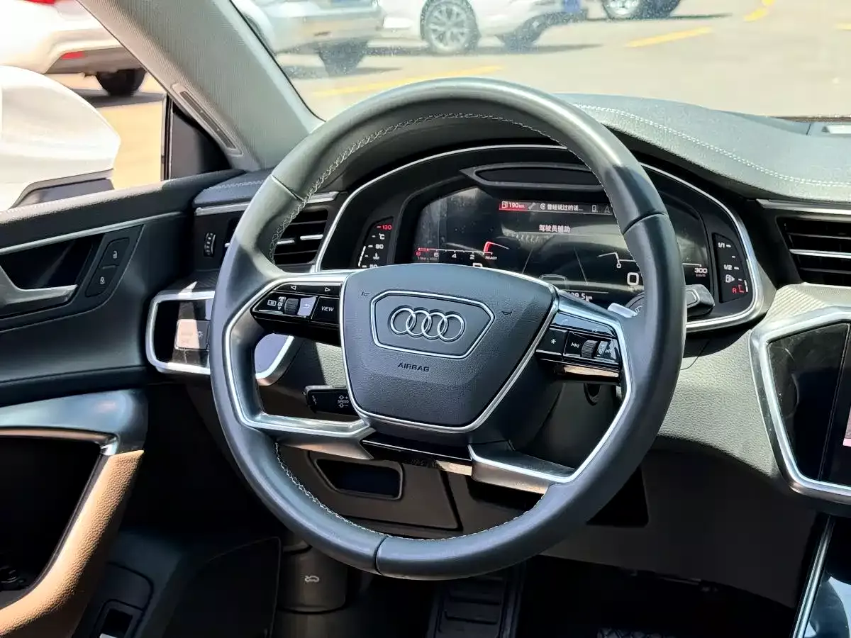 Audi A7L 2022 45 TFSI S-line Dream Builder Edition фото 15