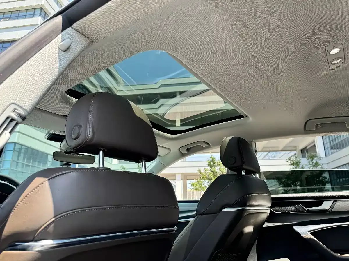Audi A7L 2022 45 TFSI S-line Dream Builder Edition фото 20