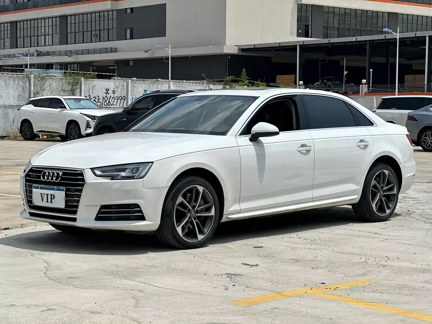 Audi A4L 2017 Model 45 TFSI quattro Sport Version