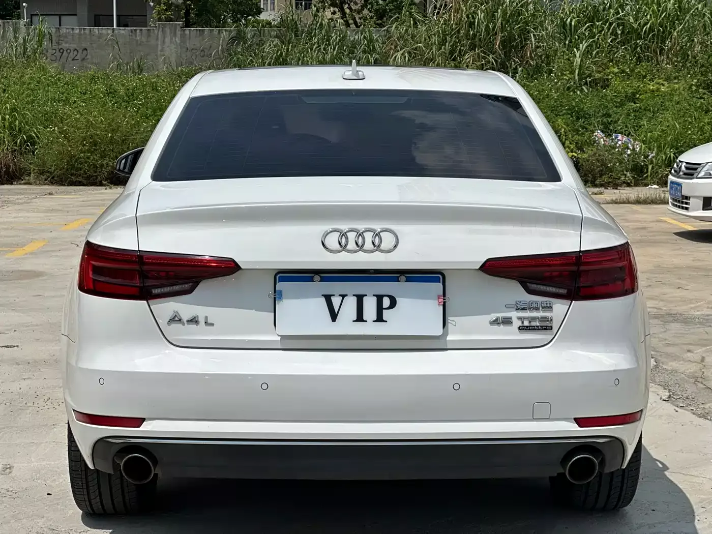 Audi A4L 2017 Model 45 TFSI quattro Sport Version фото 8