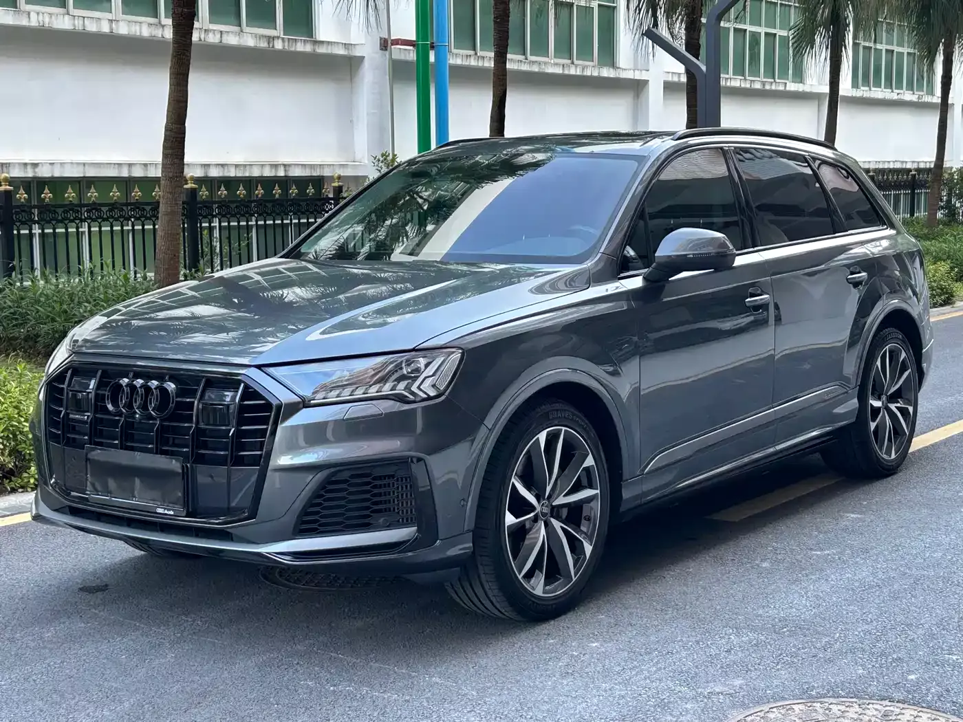 Audi Q7 2022 55 TFSI quattro S line Sport