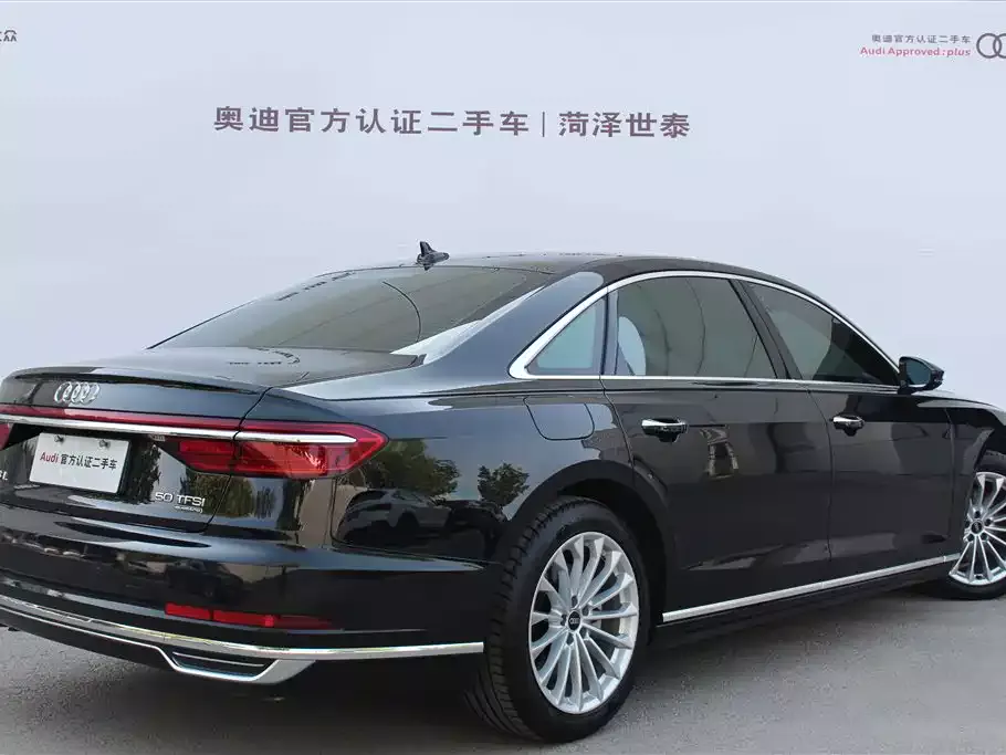Audi A8 2022 A8L 50 TFSI quattro Comfort Collector's Edition фото 4