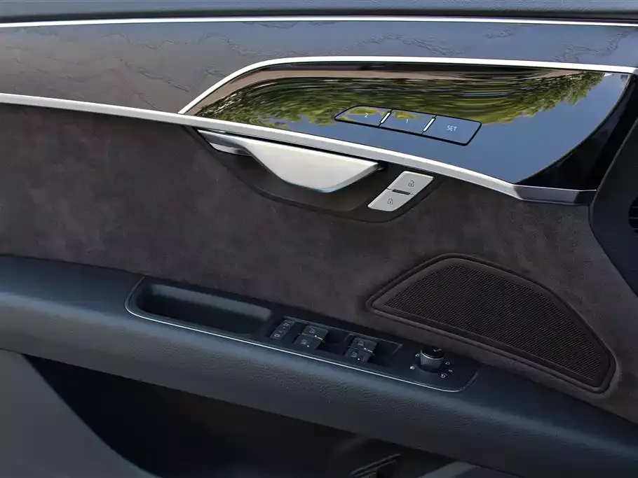 Audi A8 2022 A8L 50 TFSI quattro Comfort Collector's Edition фото 7