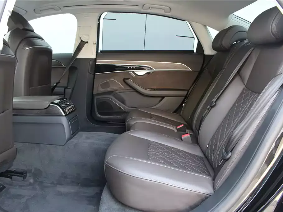 Audi A8 2022 A8L 50 TFSI quattro Comfort Collector's Edition фото 21