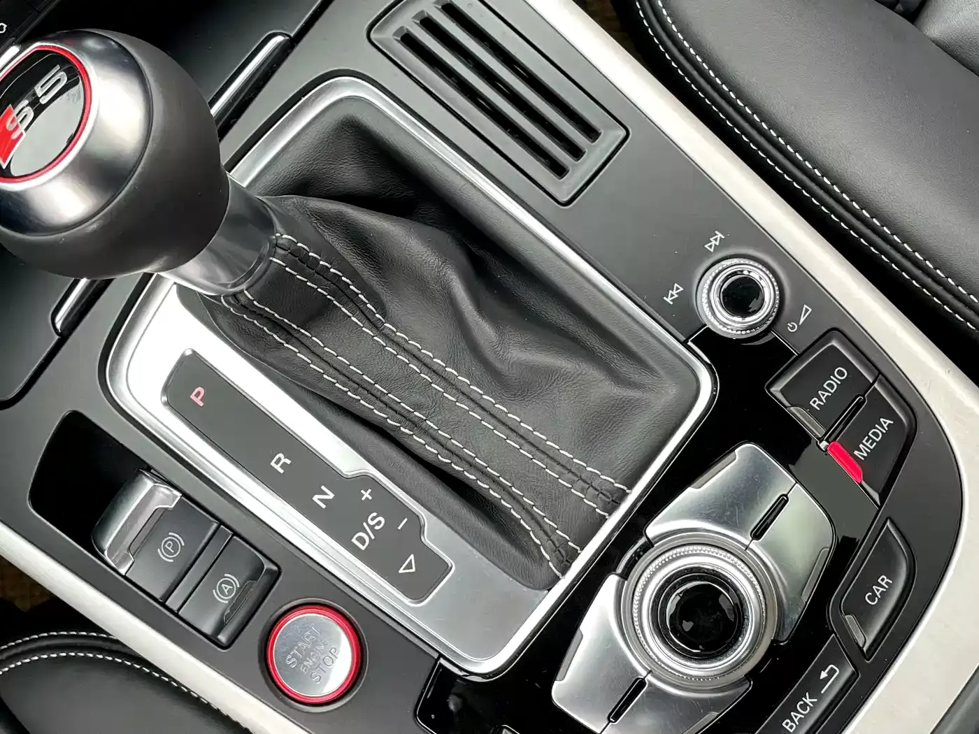 Audi S5 2012 S5 3.0T Coupe фото 14