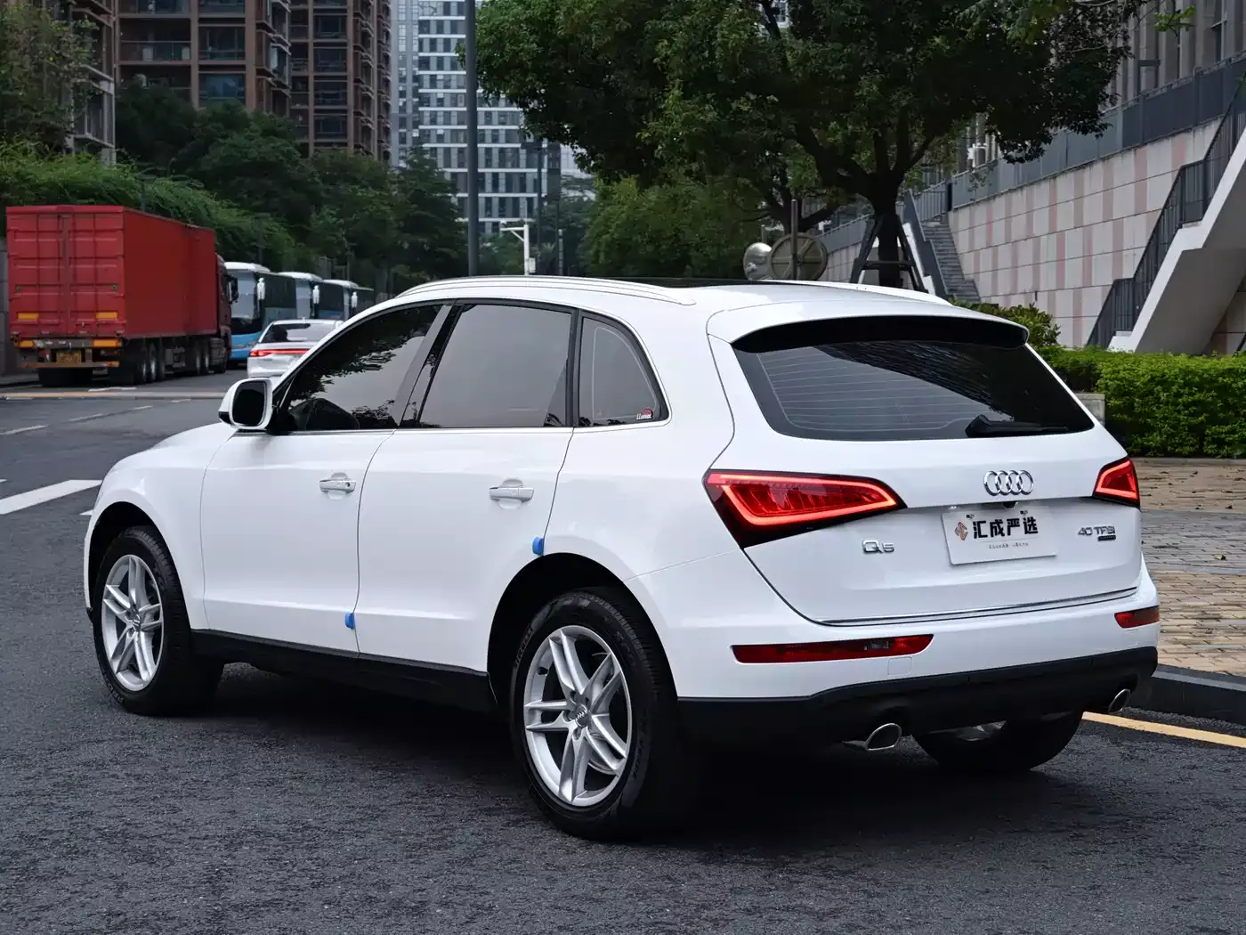 Audi Q5 2017 40 TFSI Technology фото 3