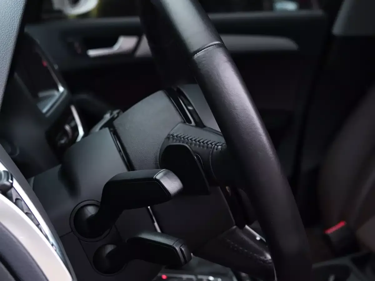 Audi Q5 2017 40 TFSI Technology фото 25