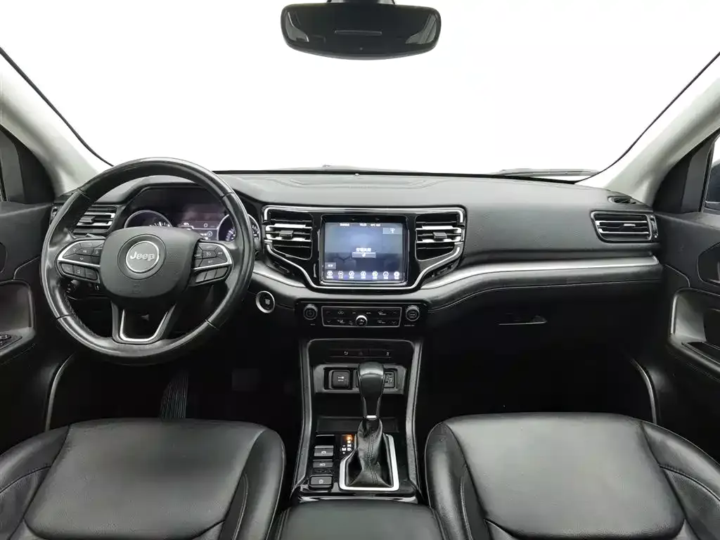 Jeep Grand Commander 2020 2.0T 2WD Leading Edition фото 5