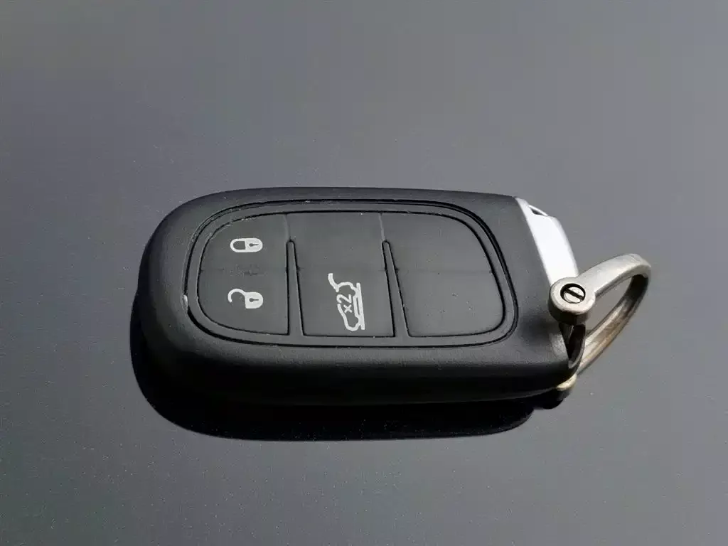 Jeep Grand Commander 2020 2.0T 2WD Leading Edition фото 19