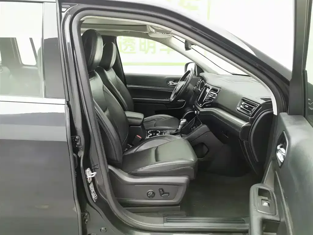 Jeep Grand Commander 2020 2.0T 2WD Leading Edition фото 23