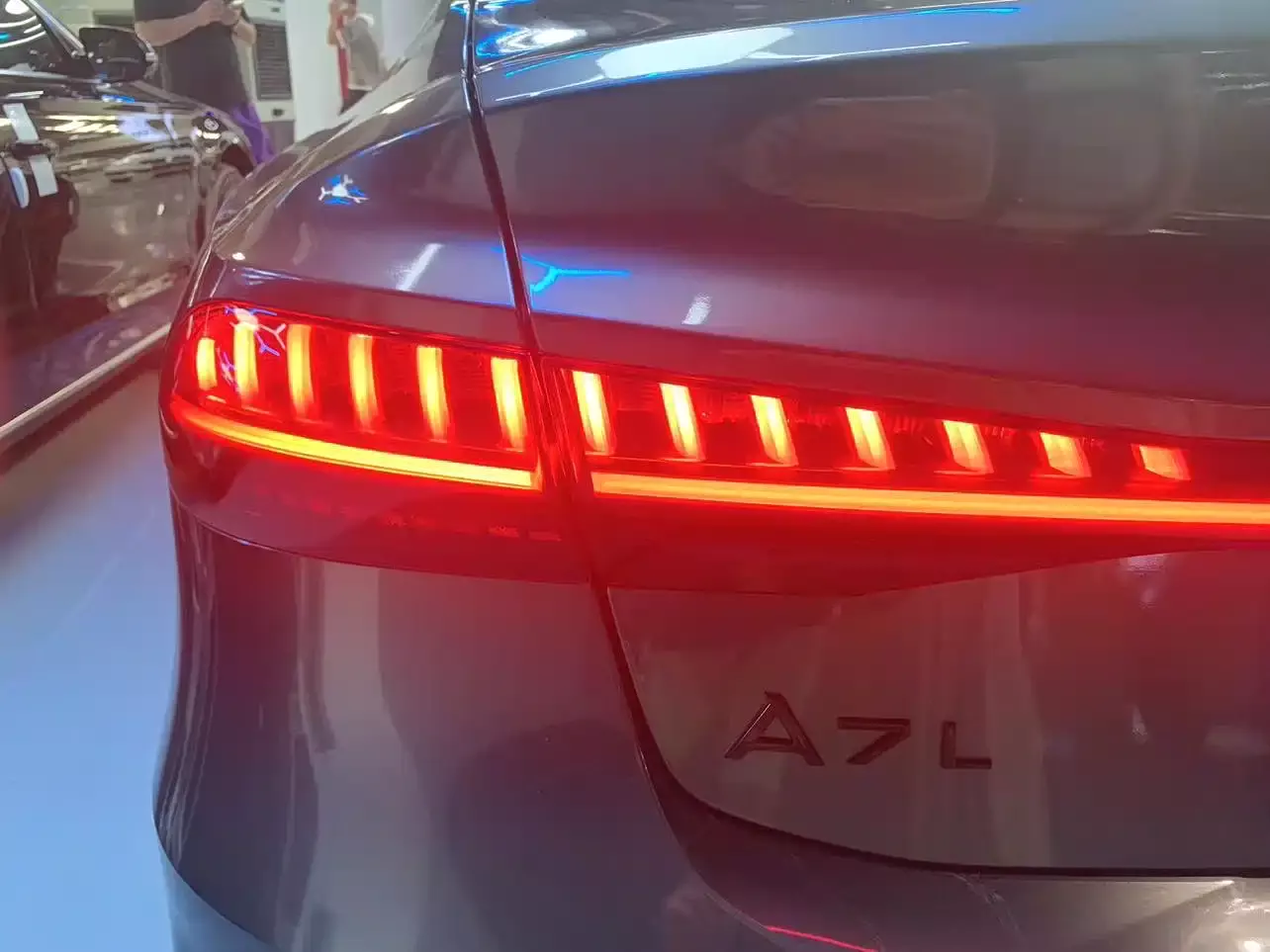 Audi A7L 2024 45 TFSI Luxury фото 21