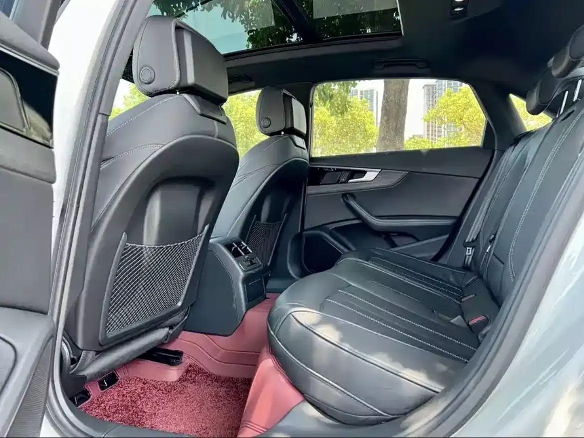 Audi A4L 2022 40 TFSI Luxury Dynamic фото 6