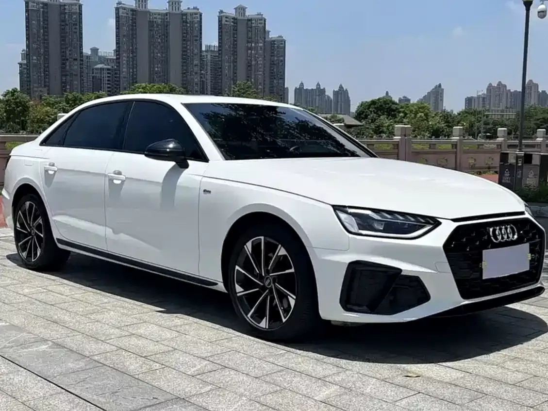Audi A4L 2022 40 TFSI Luxury Dynamic фото 13