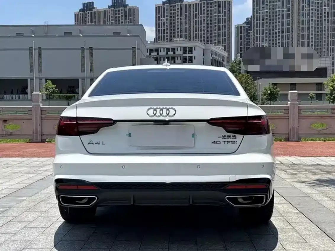 Audi A4L 2022 40 TFSI Luxury Dynamic фото 18