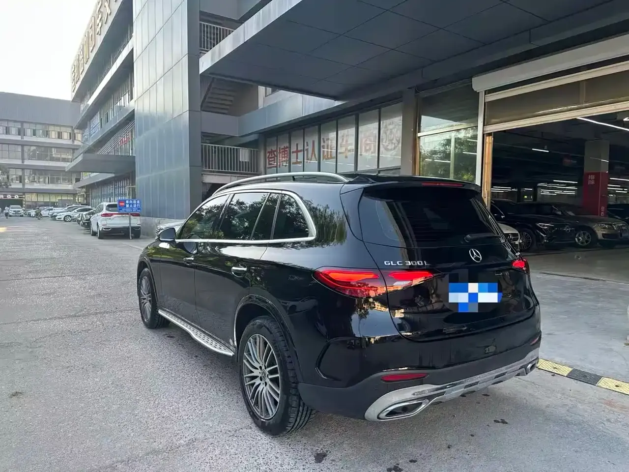 Mercedes-Benz GLC 2024 GLC 300 L 4MATIC Dynamic 5-seater фото 7