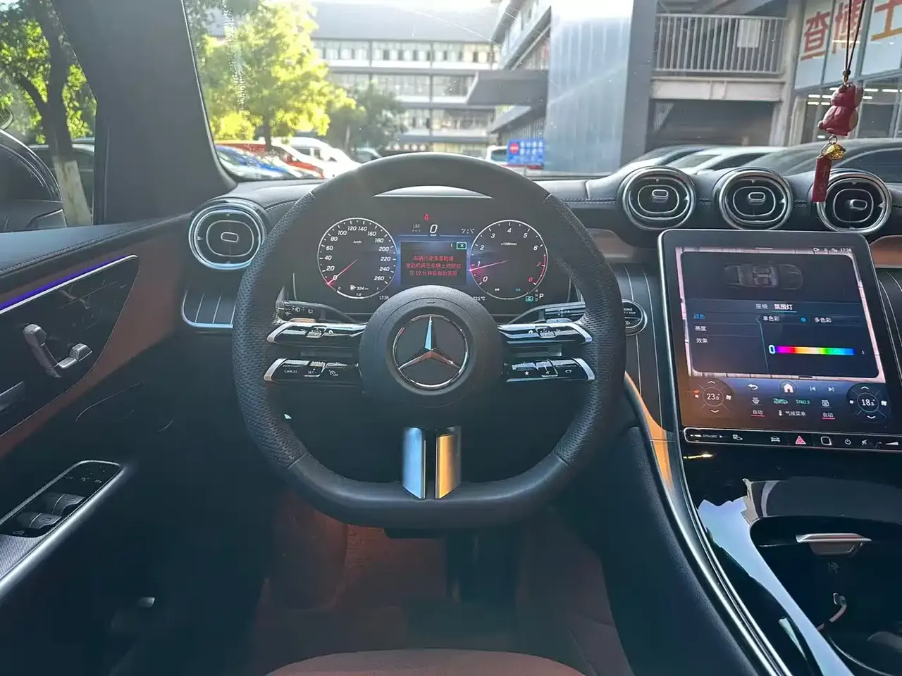 Mercedes-Benz GLC 2024 GLC 300 L 4MATIC Dynamic 5-seater фото 8
