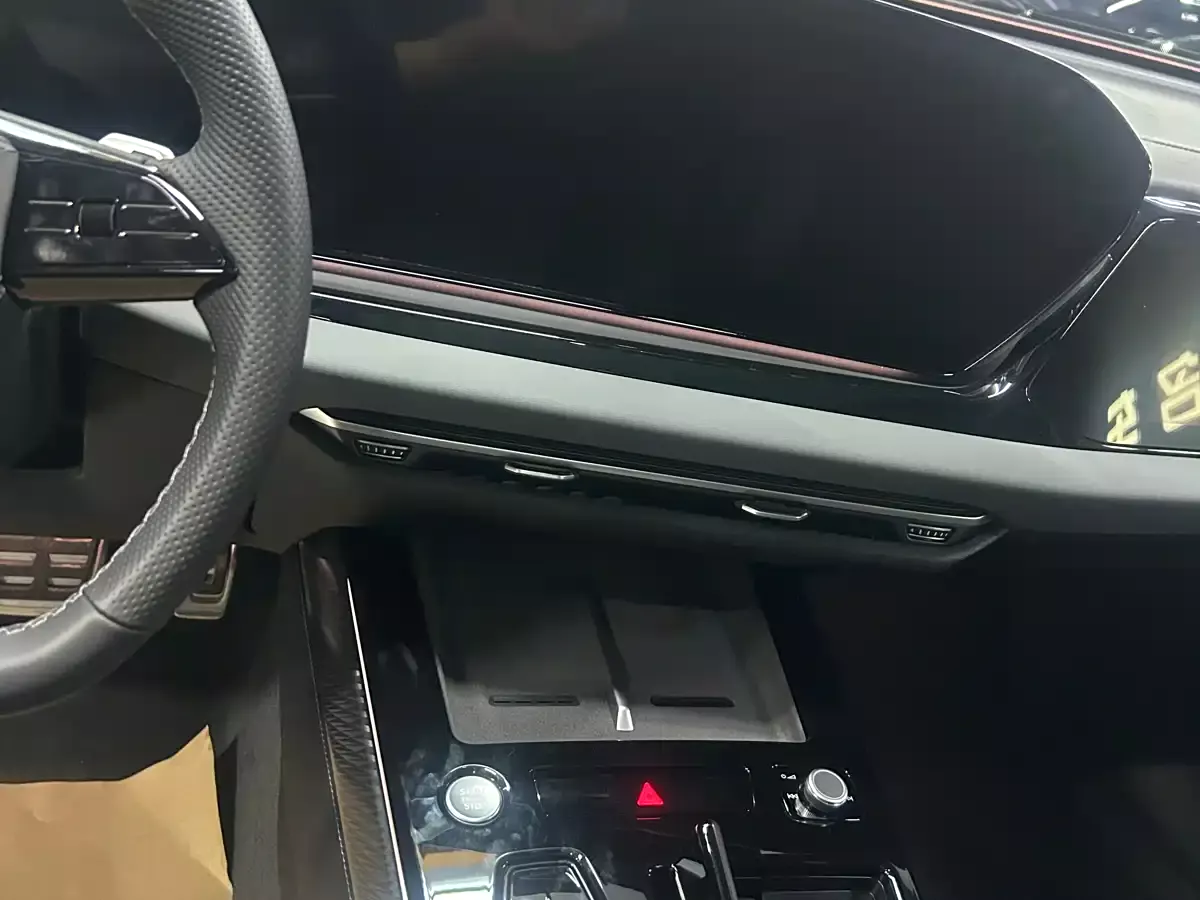 Audi A6L фото 17