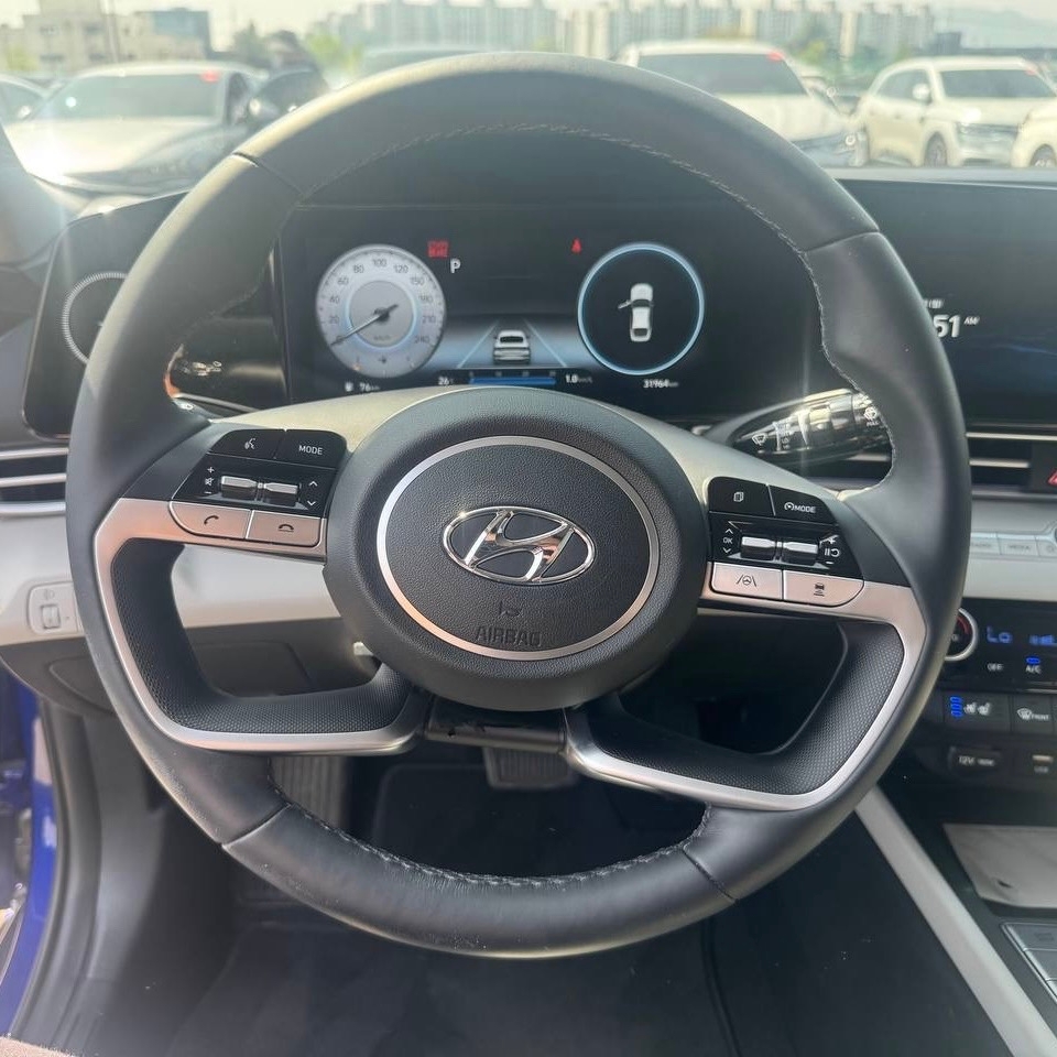 Hyundai Avante из Южной Кореи